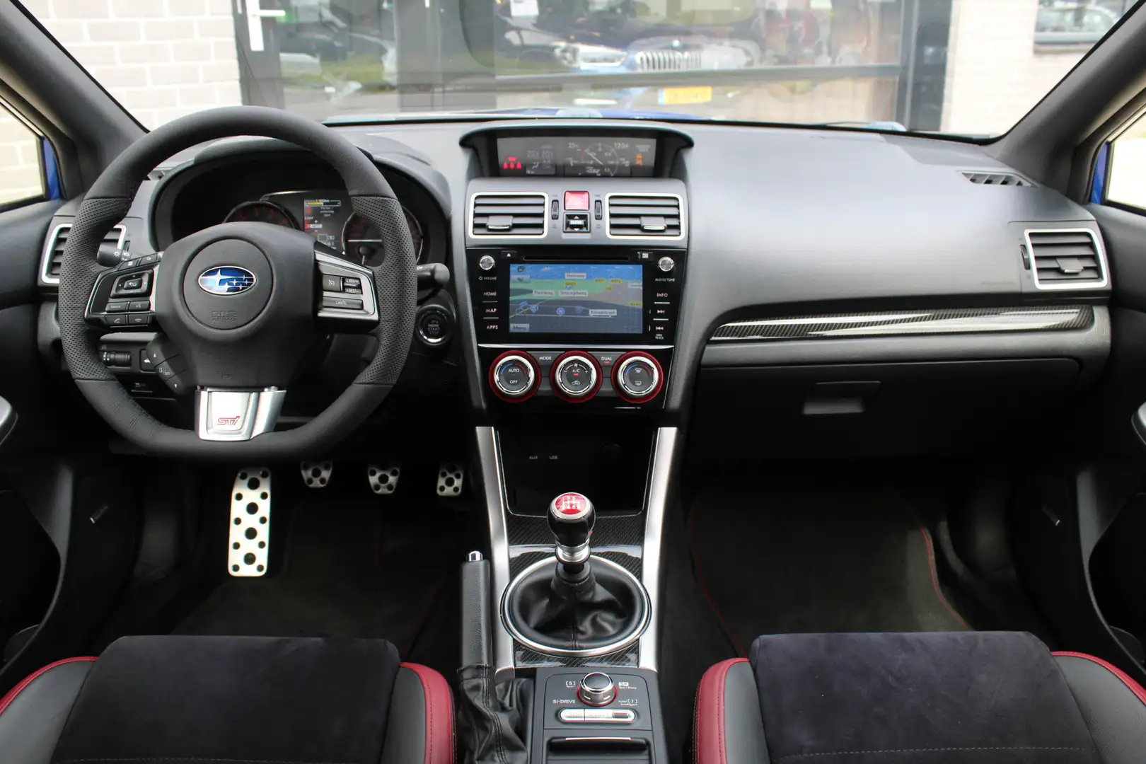 Subaru WRX STI 2.5T Sport AWD / 301 PK / Camera / Keyless Blauw - 2