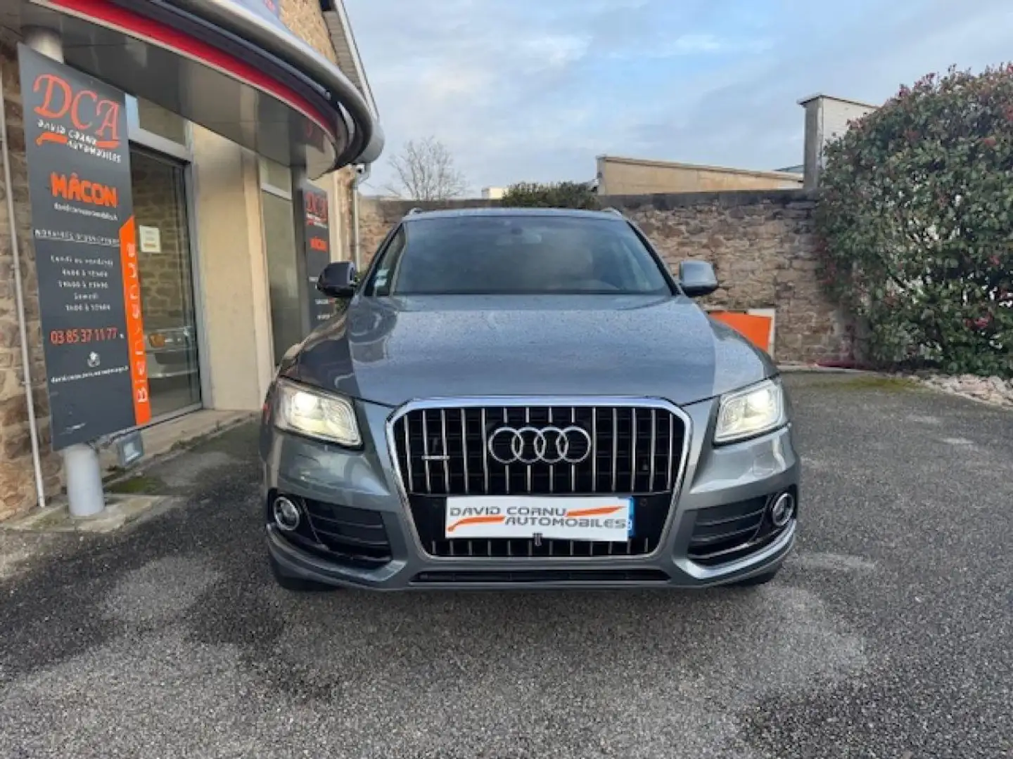 Audi Q5 Quattro 2.0 TDI clean diesel - 190 - BV S-tronic Ambition Luxe PHASE 2 Grau - 2