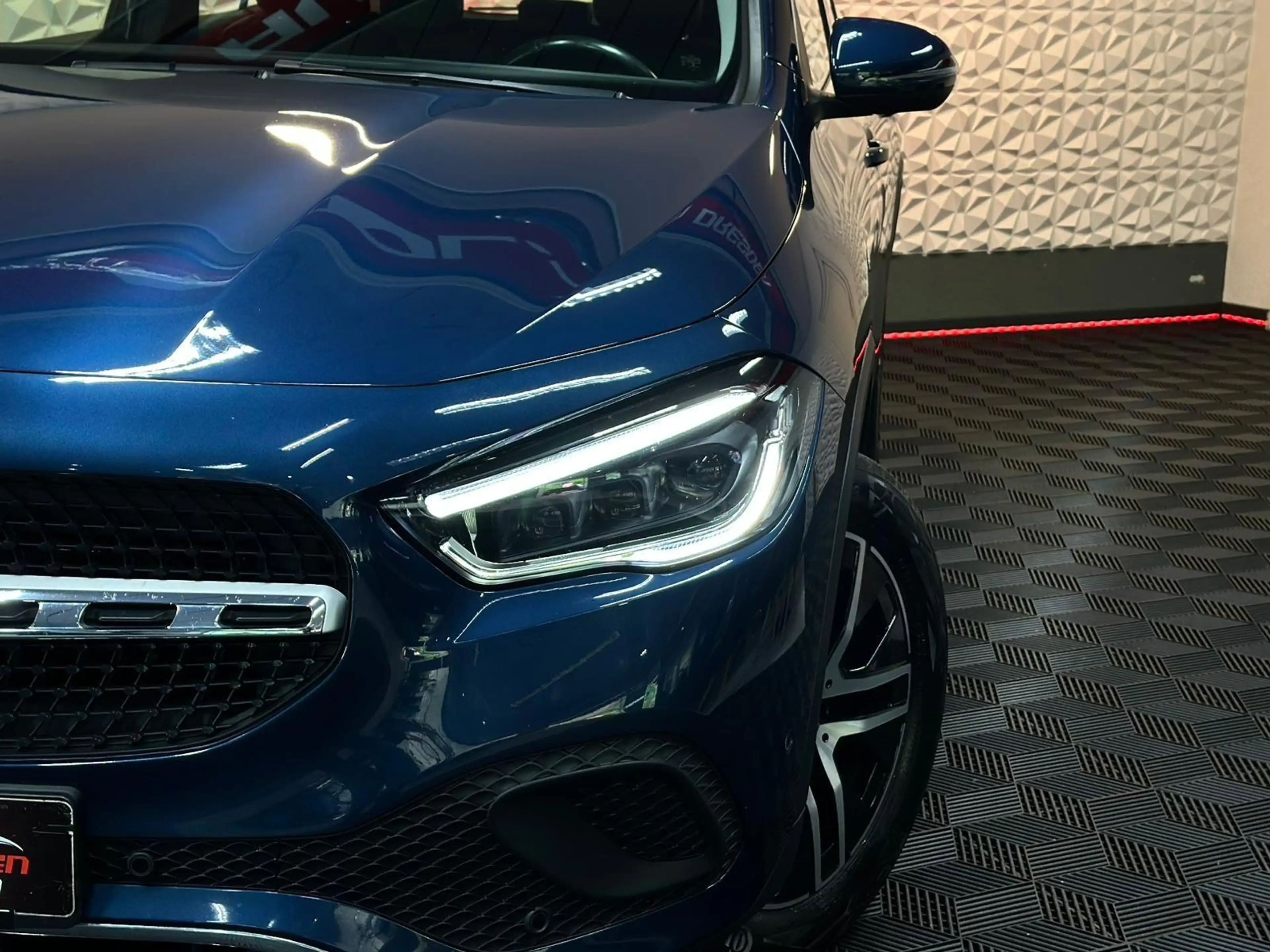 Mercedes-Benz GLA 250 GLA250e EQ POWER MULTIBEAM#SHZ#AHK#DISTR#TÜV NEU — photo 10