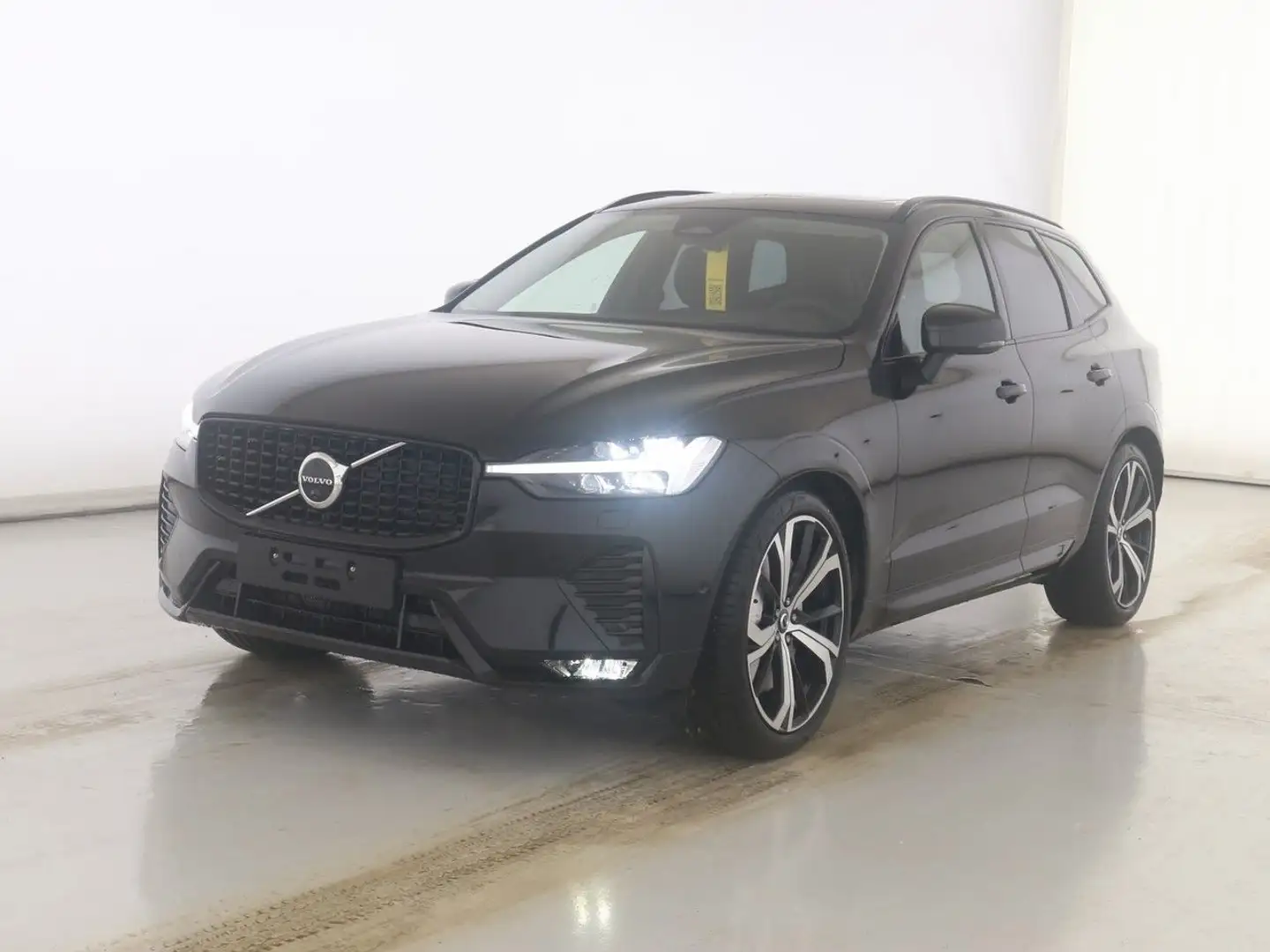 Volvo XC60 B5 Ultra Dark AWD Schwarz - 1