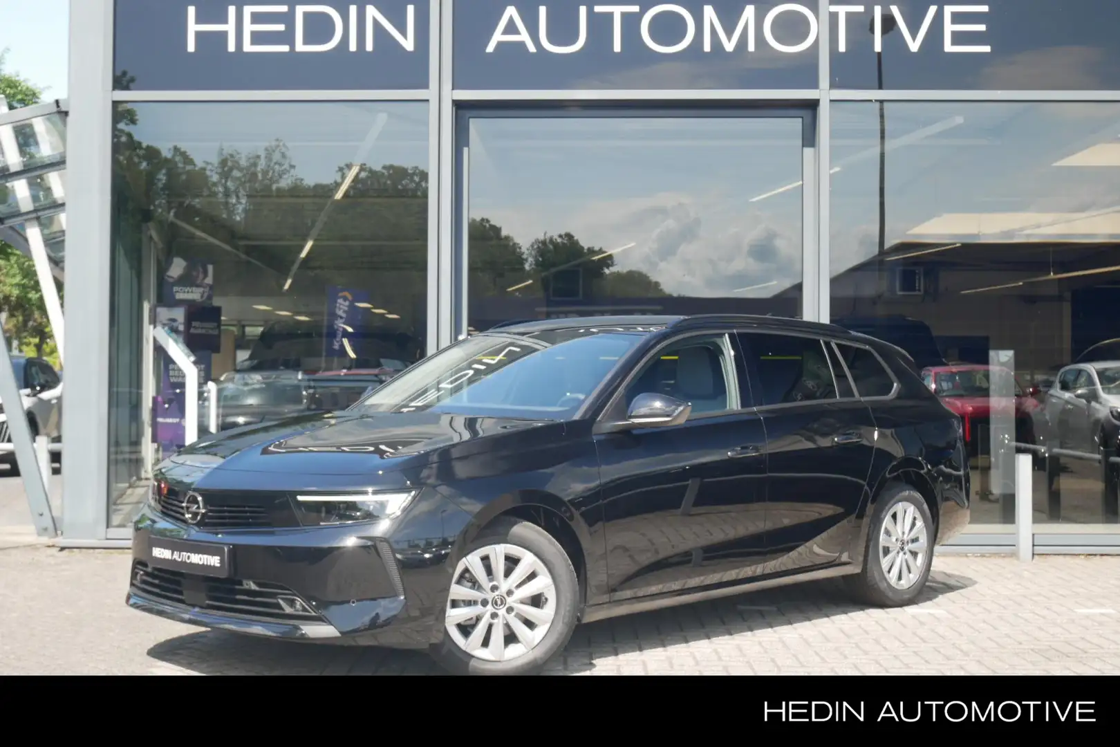 Opel Astra Sports Tourer 1.2 Turbo Business Edition | Nieuw U Noir - 1