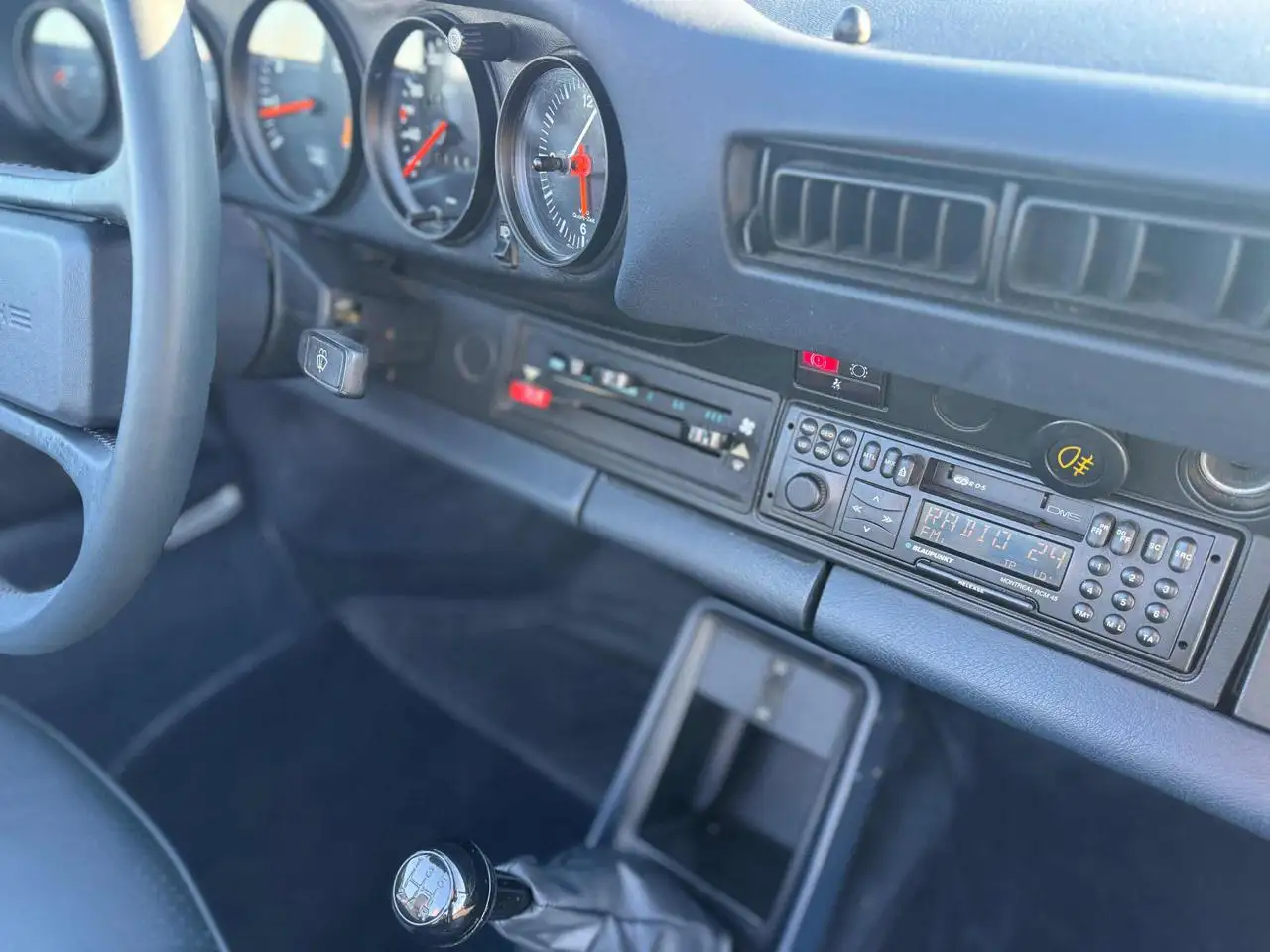 Porsche 911 Carrera 3.2 Cabriolet “TURBO LOOK”, foto 5