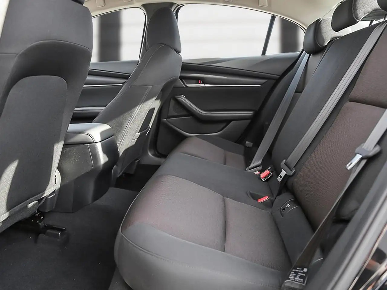 Mazda 3 снимка Mazda 3
