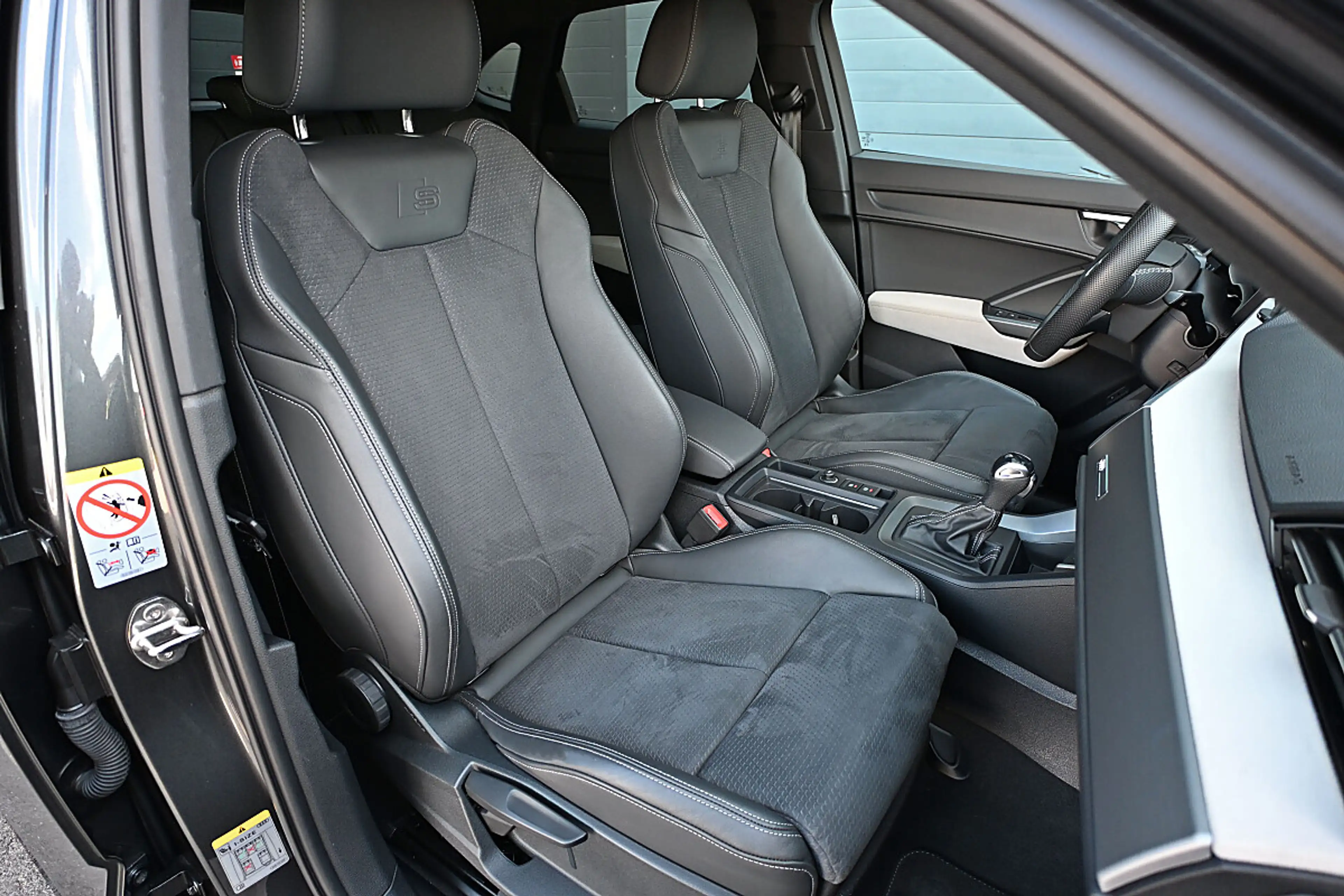 Audi Q3 Sportback 35 TFSI S-line S-tronic NP €72k ACC, ... — photo 9