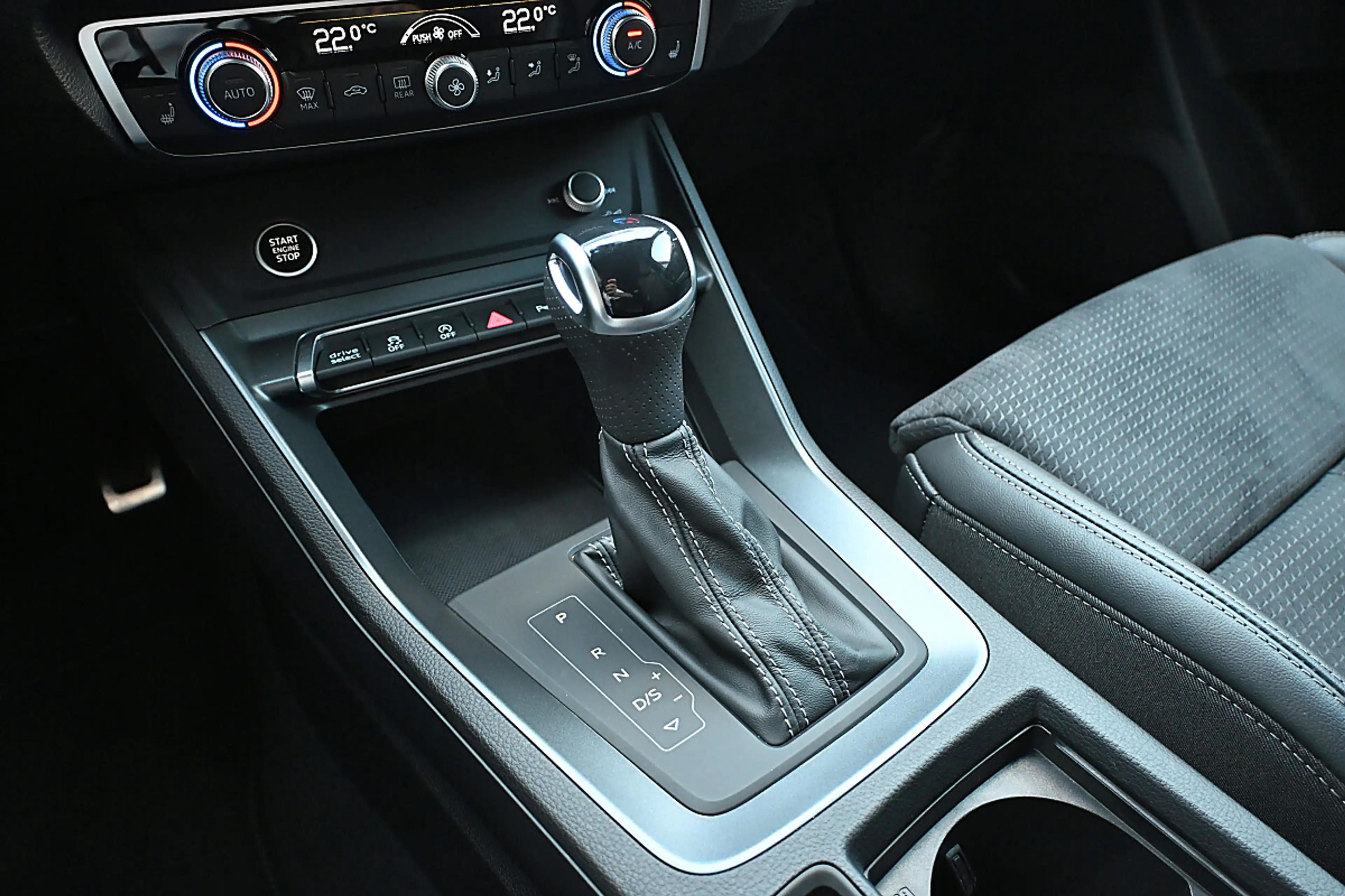 Audi Q3 Sportback 35 TFSI S-line S-tronic NP €72k ACC, ... — photo 15
