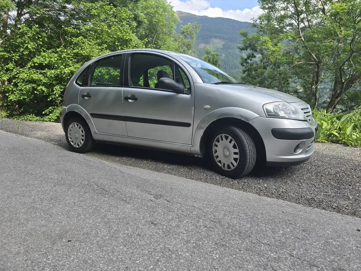 Citroen C3 1,4i SX Silber - 2