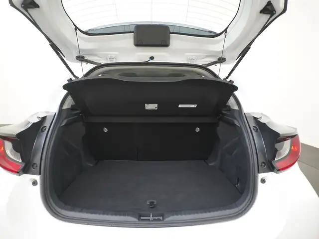 Toyota Yaris view 22