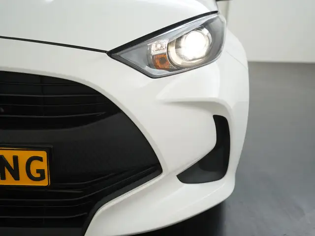 Toyota Yaris view 19