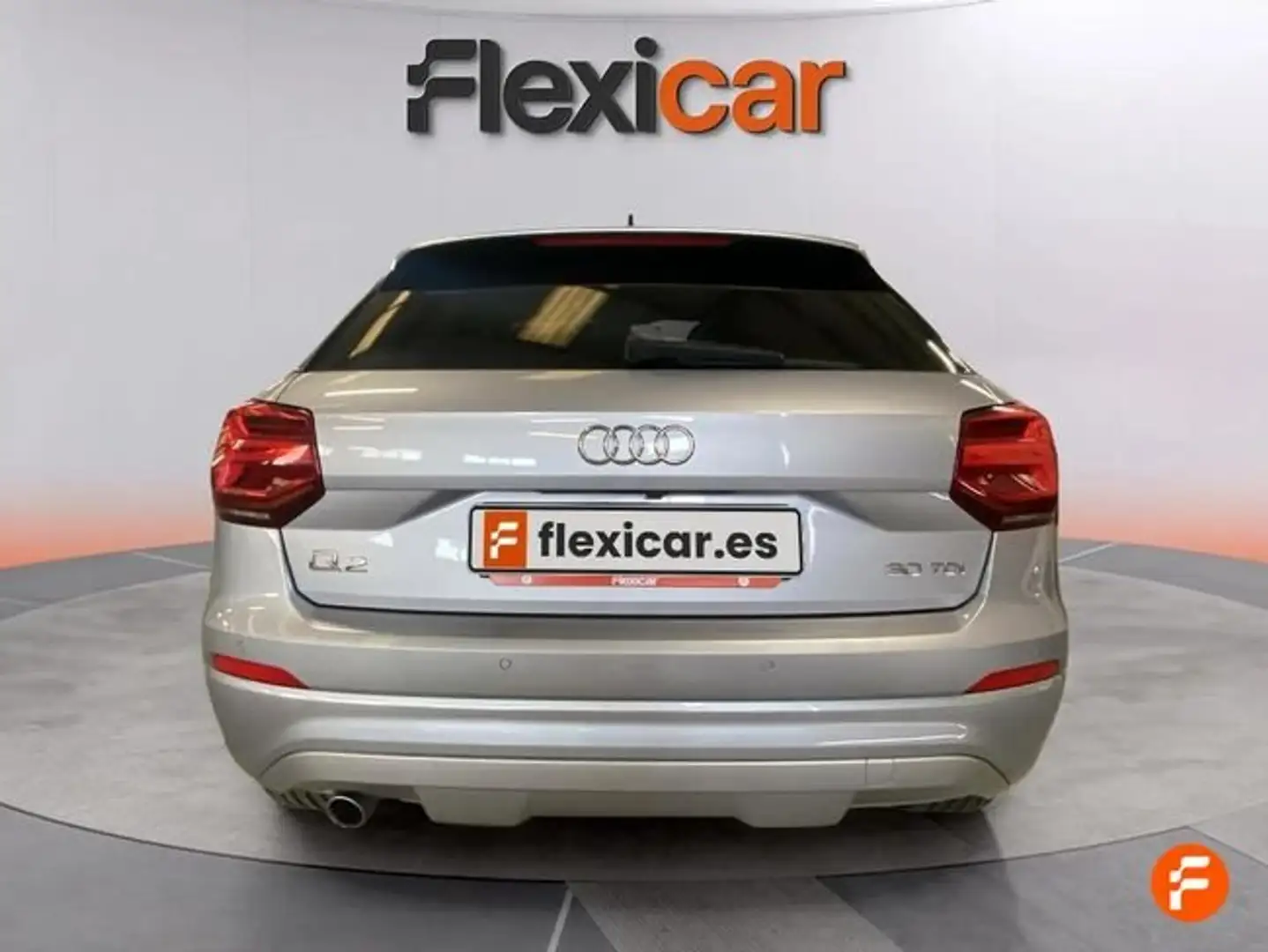 Audi Q2 30 TDI Sport S tronic 85kW Gris - 2