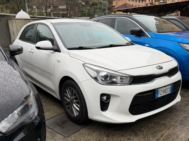 Kia Rio Rio IV 2017 1.2 mpi Evolution 84cv my18