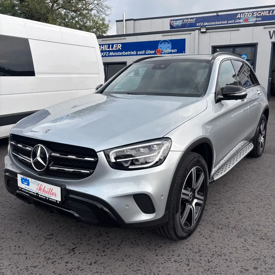 Mercedes-Benz GLC 300 de 4Matic # Exclusive # 17 K Zubehör Silber - 2