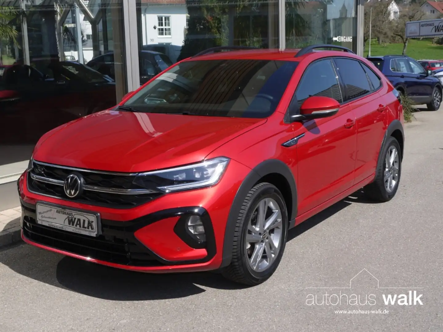 Volkswagen Taigo 1.0 TSI R-Line NAVI App IQ-Matrix RFK Rot - 2