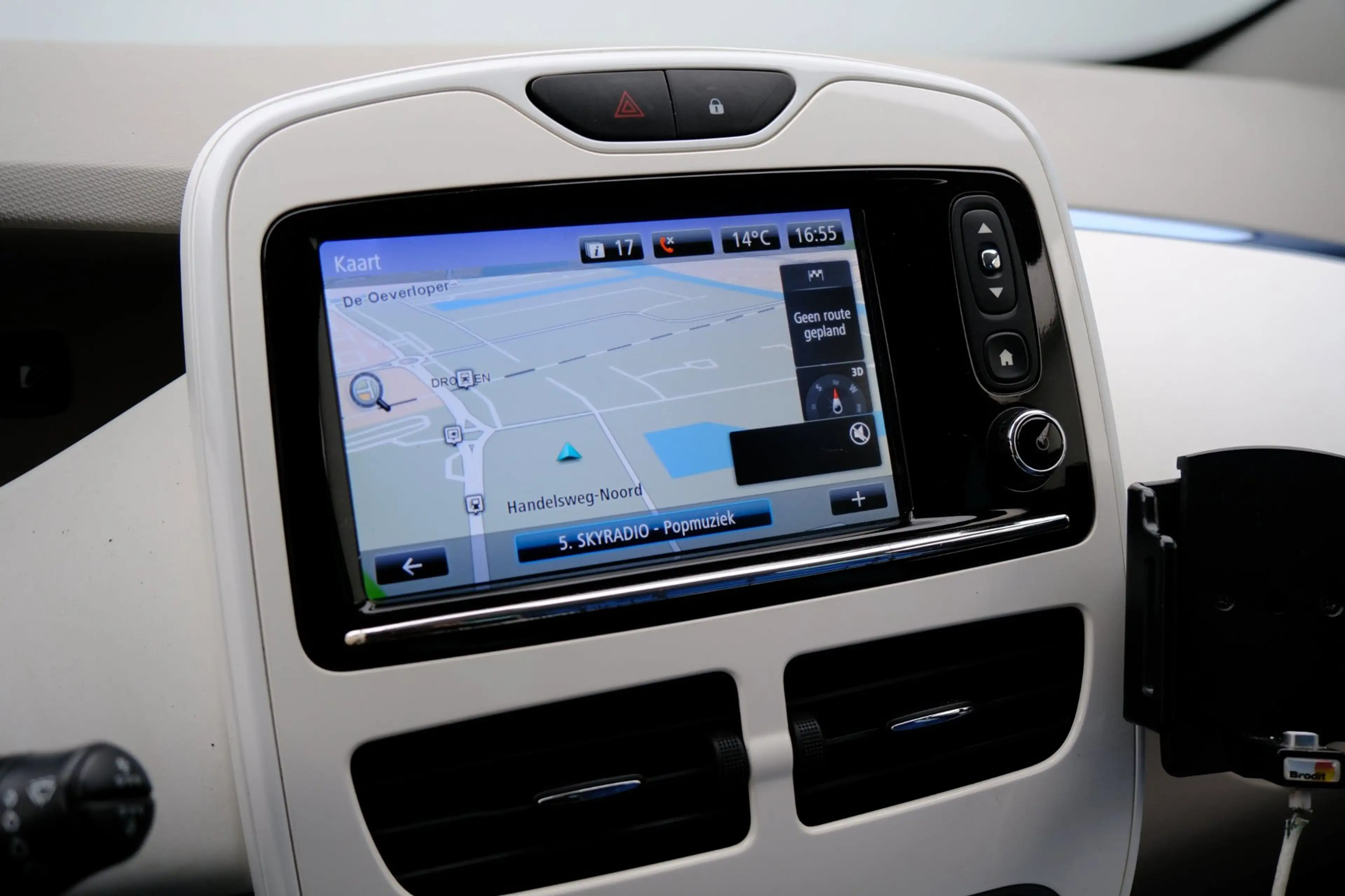 Renault ZOE Q210 Zen Quickcharge 22 kWh (Huur Accu) Aut. Navi| — photo 17
