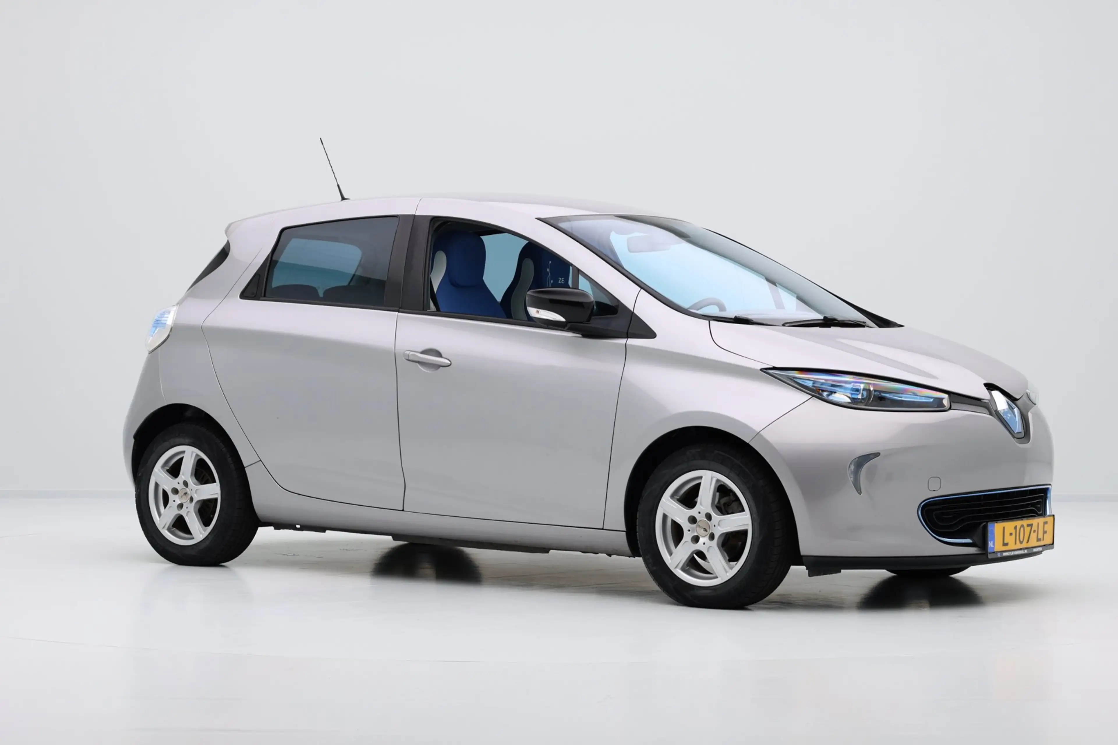 Renault ZOE Q210 Zen Quickcharge 22 kWh (Huur Accu) Aut. Navi| — photo 4