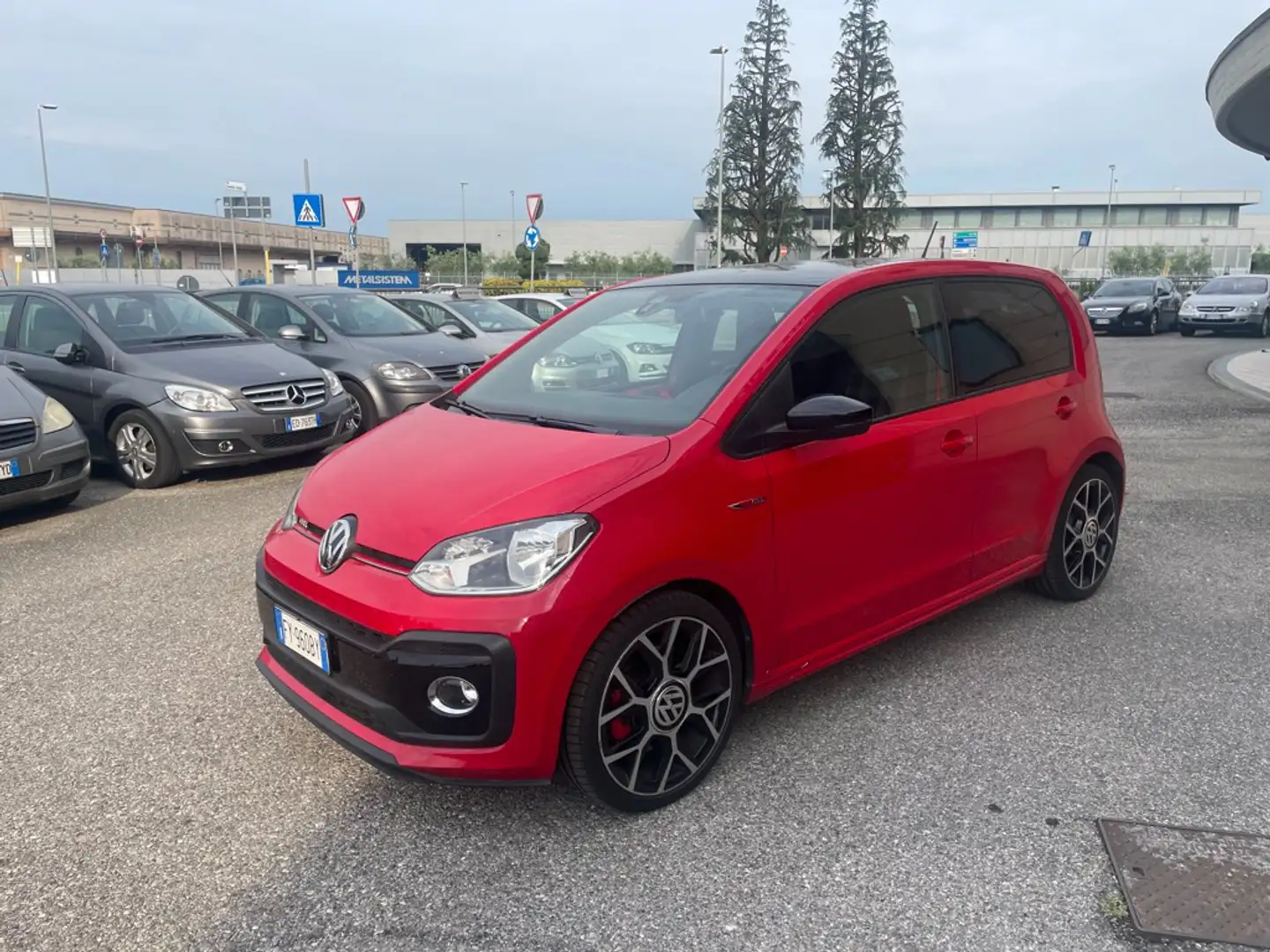 Volkswagen up! 5p 1.0 tsi GTI 115cv SOLO KM14K TETTO PANORAMA APR Rood - 1