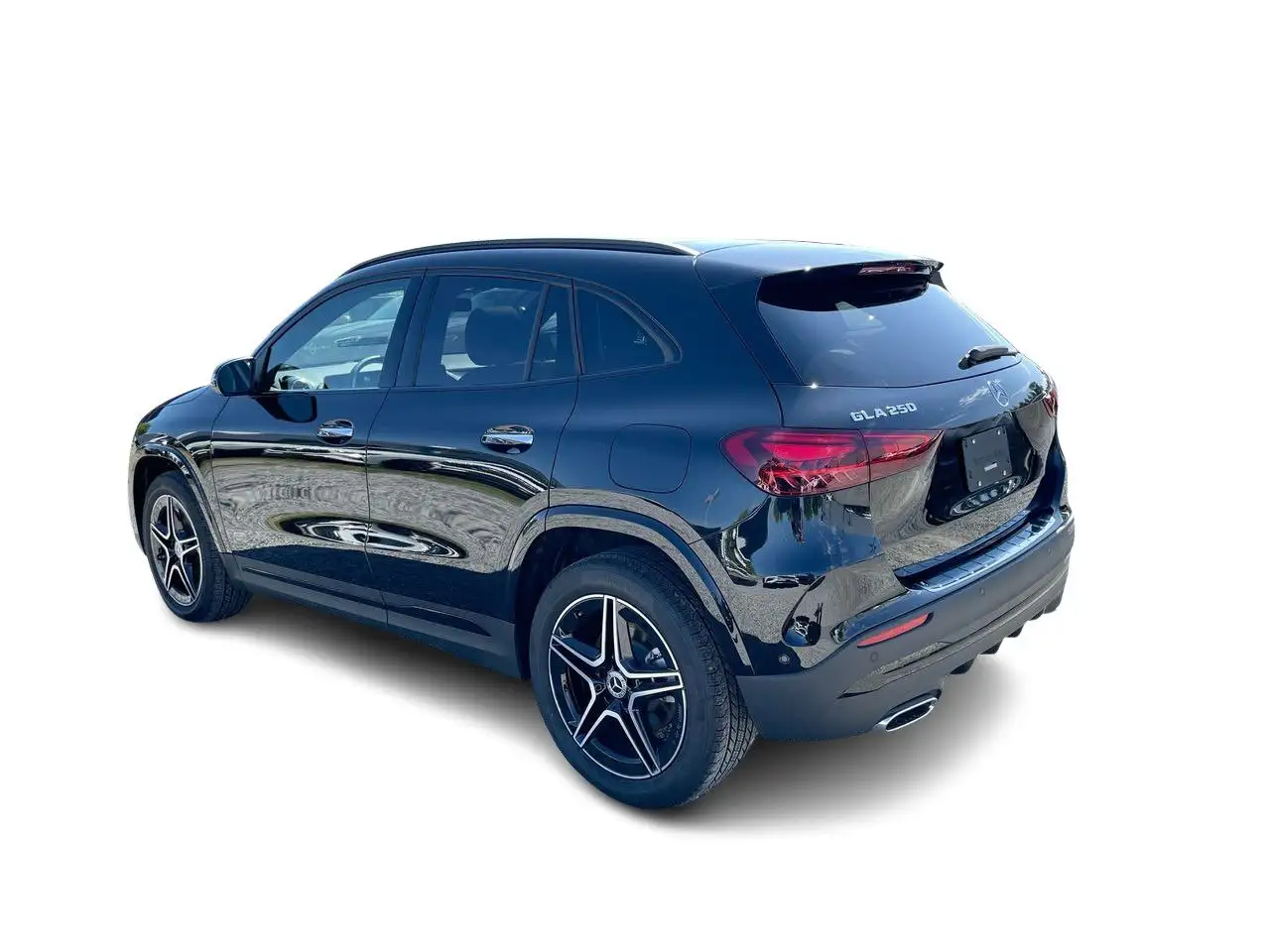 Mercedes-Benz GLA снимка Mercedes-Benz GLA