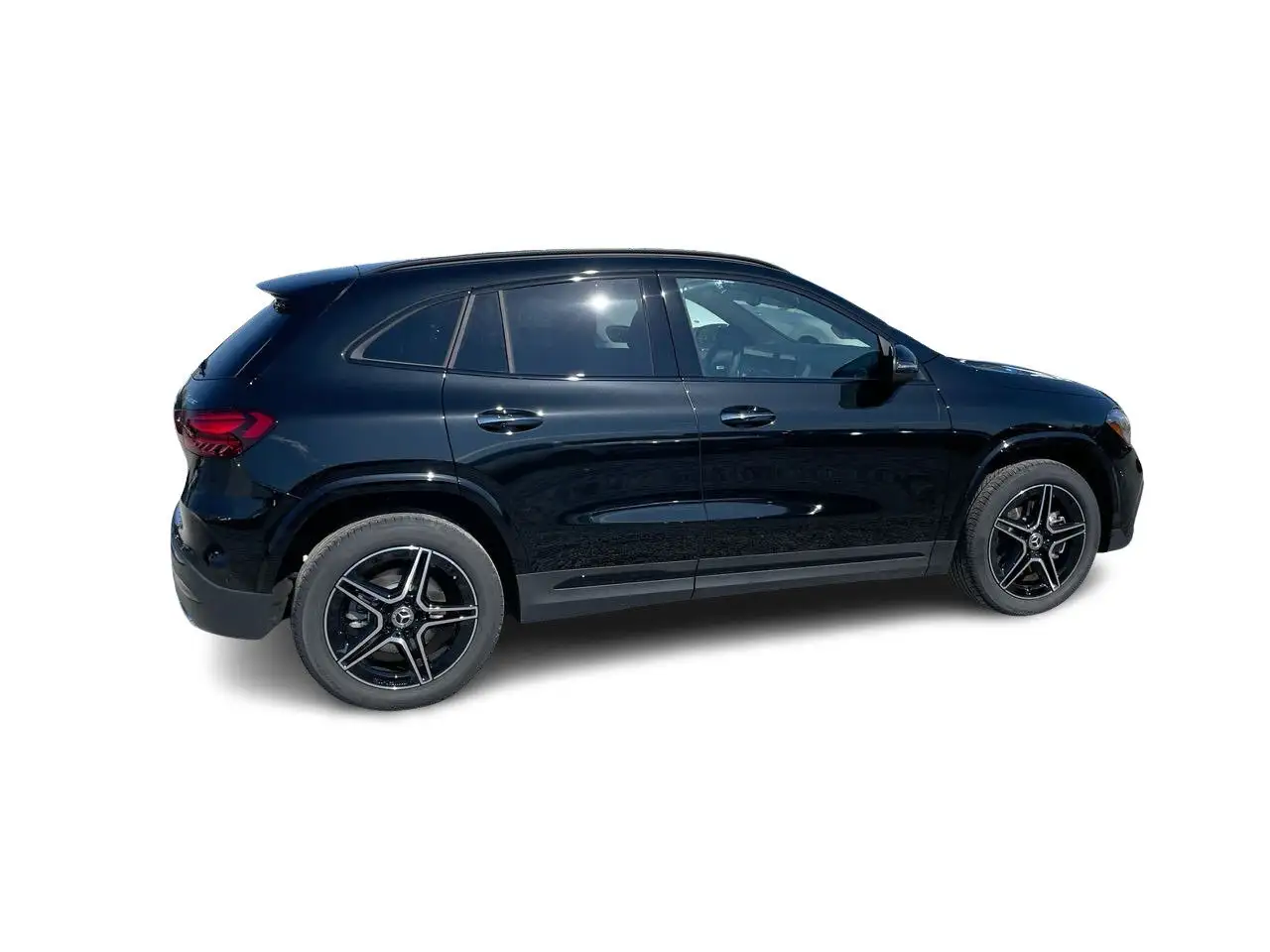Mercedes-Benz GLA снимка Mercedes-Benz GLA