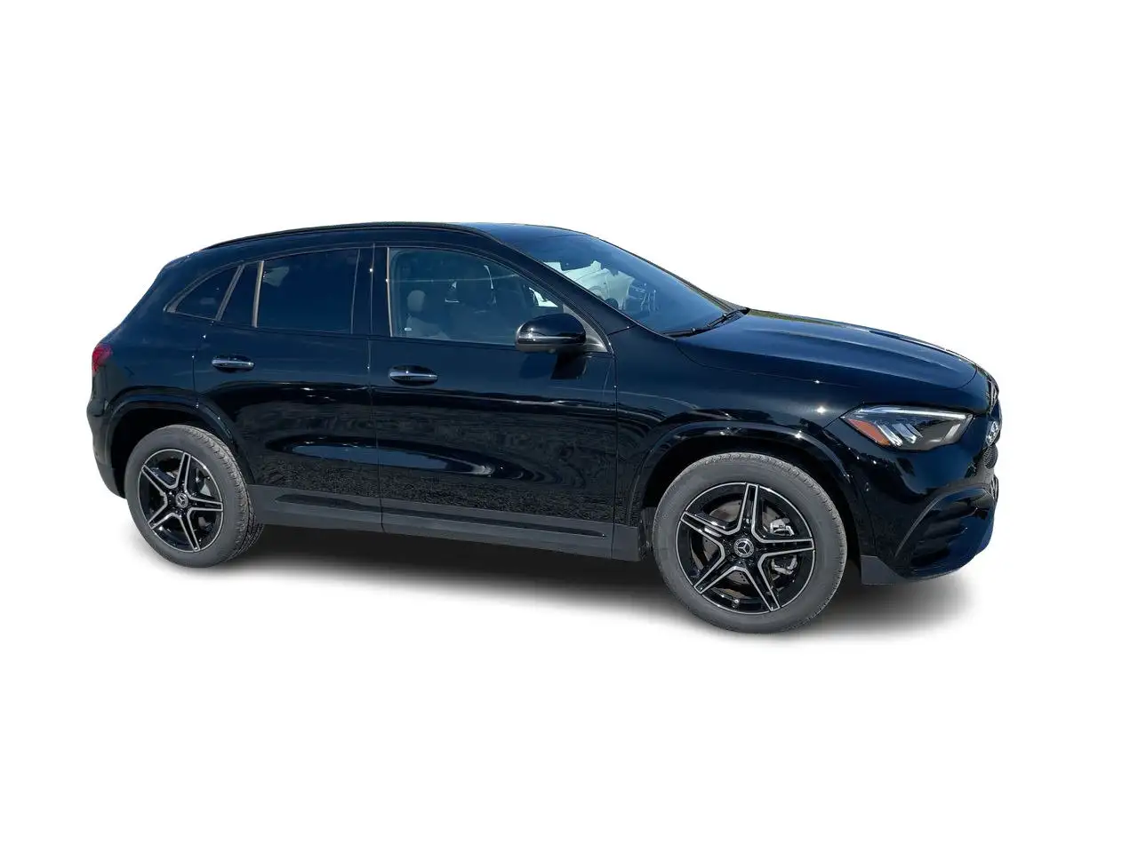 Mercedes-Benz GLA снимка Mercedes-Benz GLA