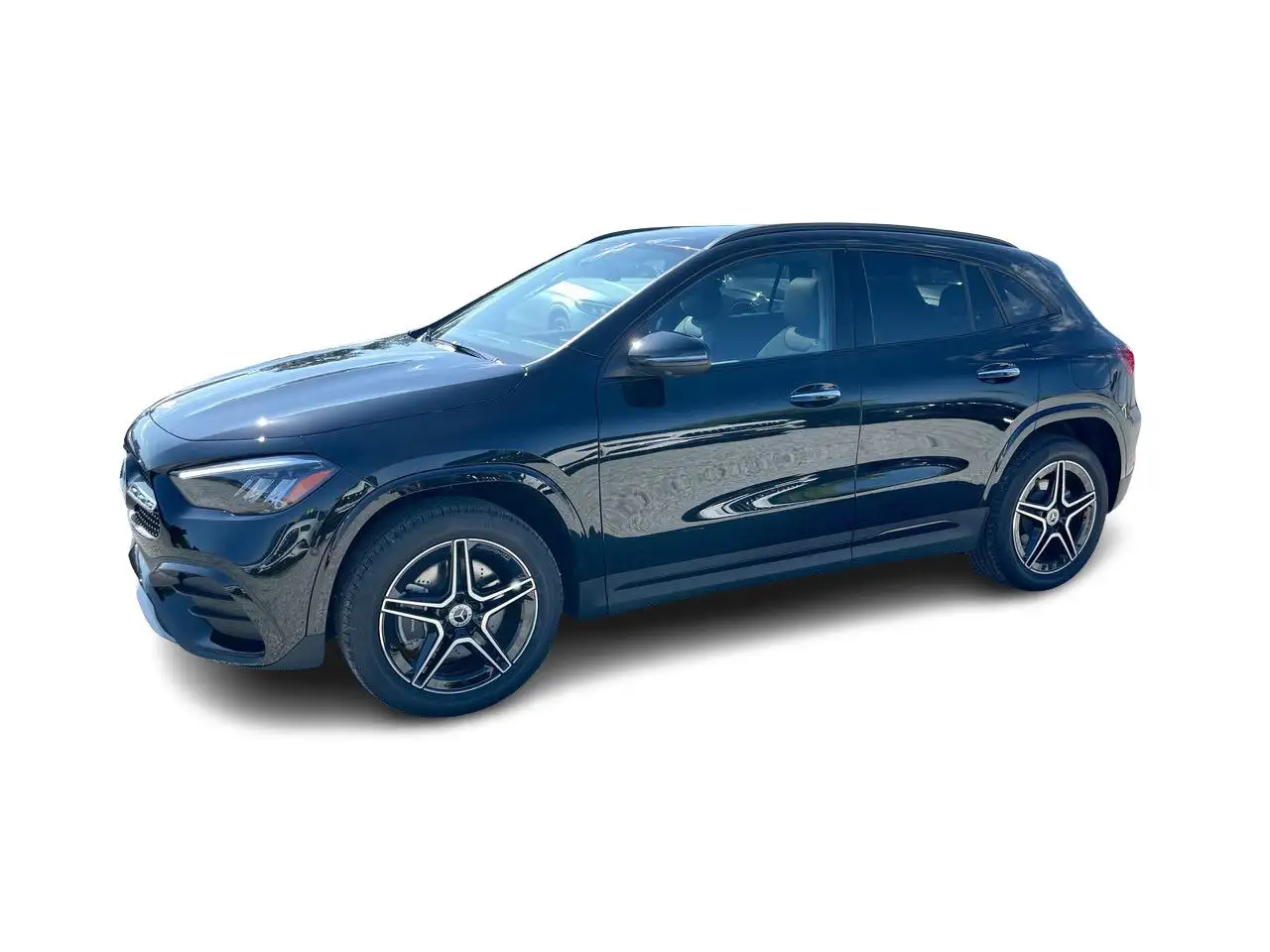 Mercedes-Benz GLA снимка Mercedes-Benz GLA