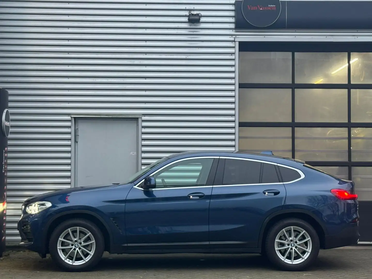 BMW X4 XDrive20i High Executive|Camera|Leer|Navi|Connecte Синий - 2