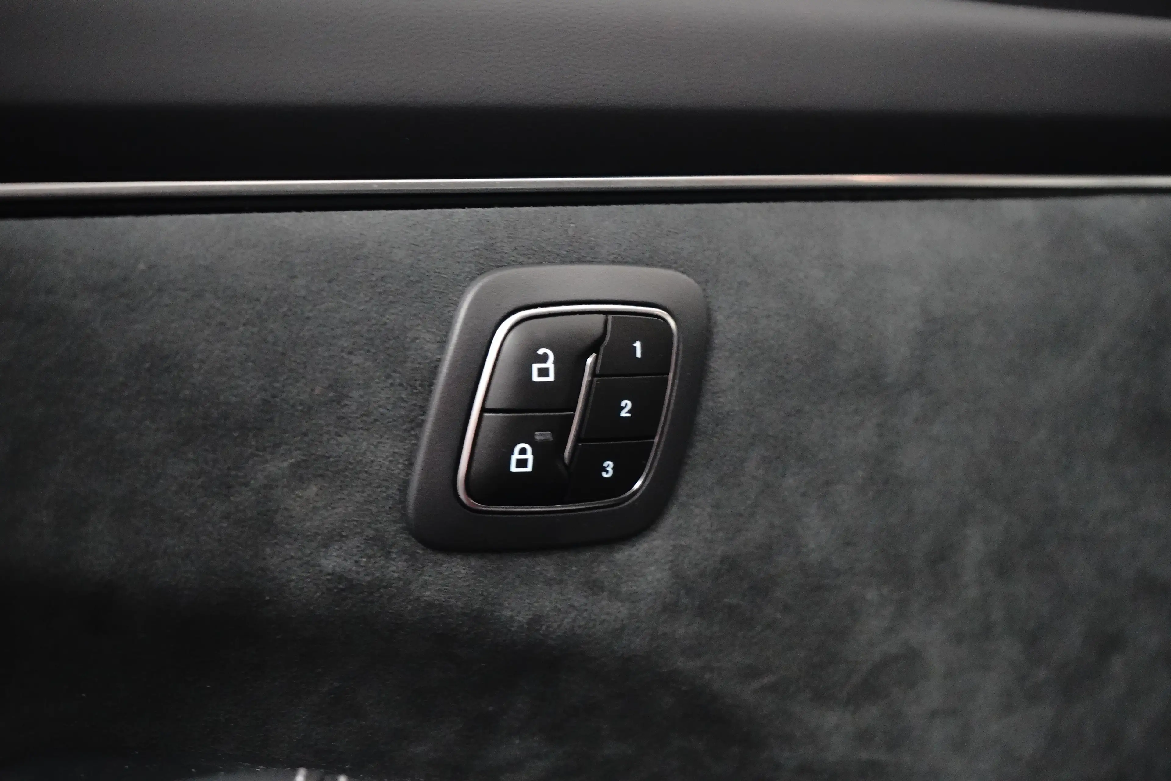 Ford Mustang Mach-E GT AWD 98kw | Panorama Dak | Memory | B&O | LED | — photo 15