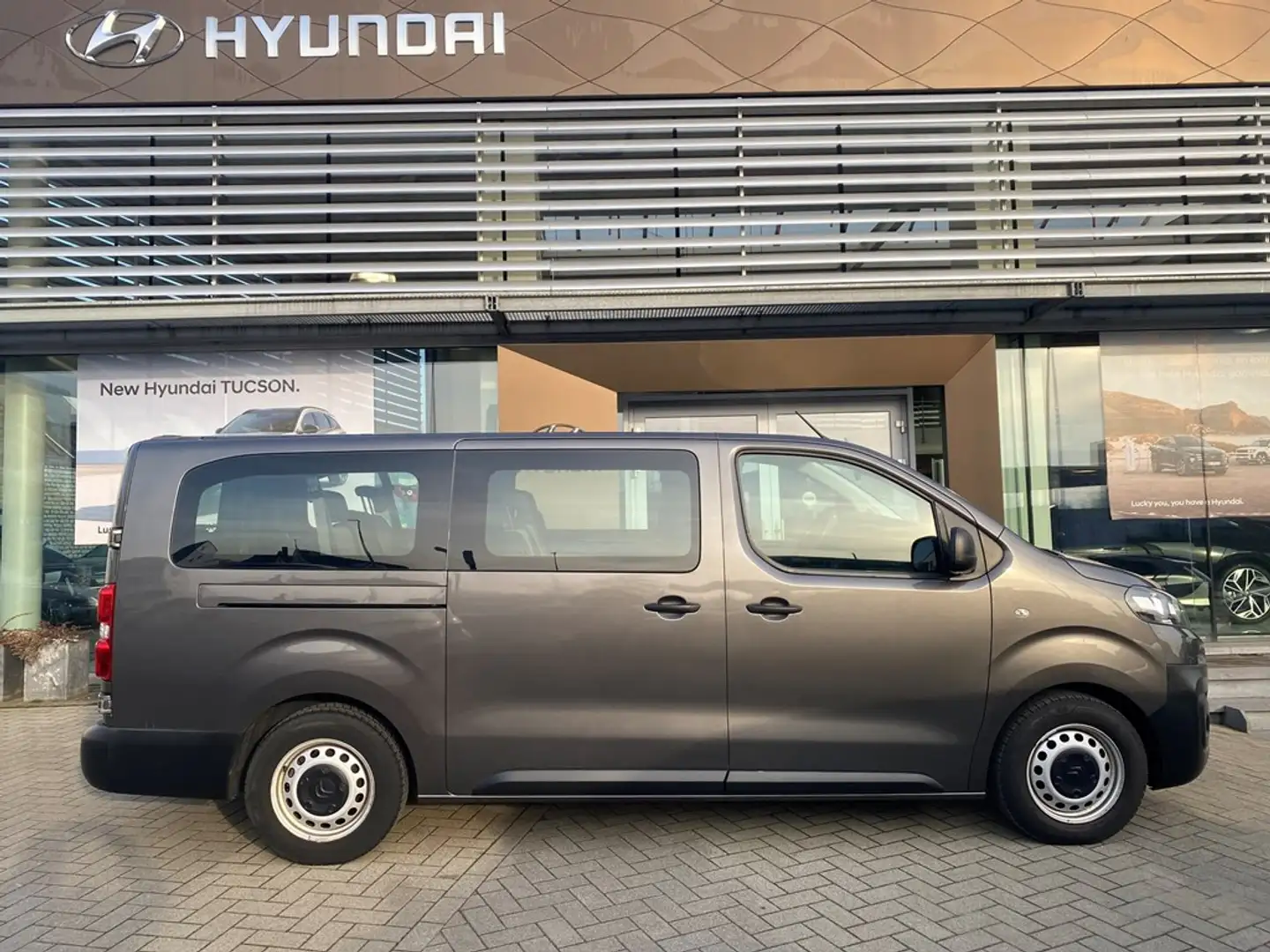 Citroen Jumpy 1.5 diesel 120pk 9 plaatsen Space Tourer siva - 2