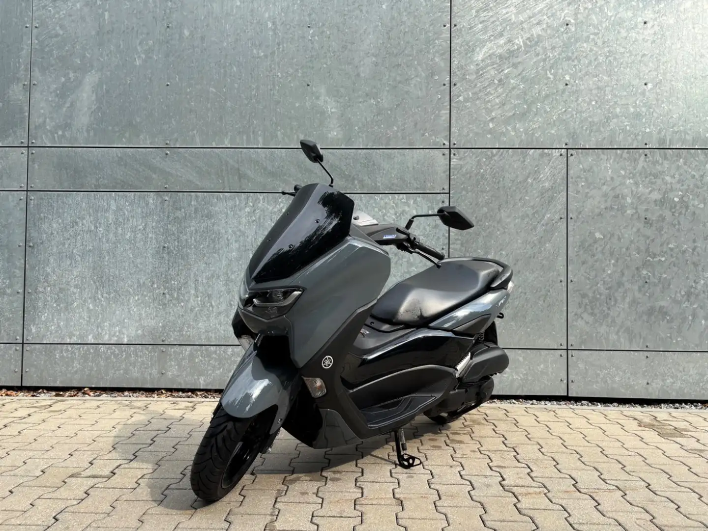 Yamaha NMAX 125 Modell 2024 Gris - 2