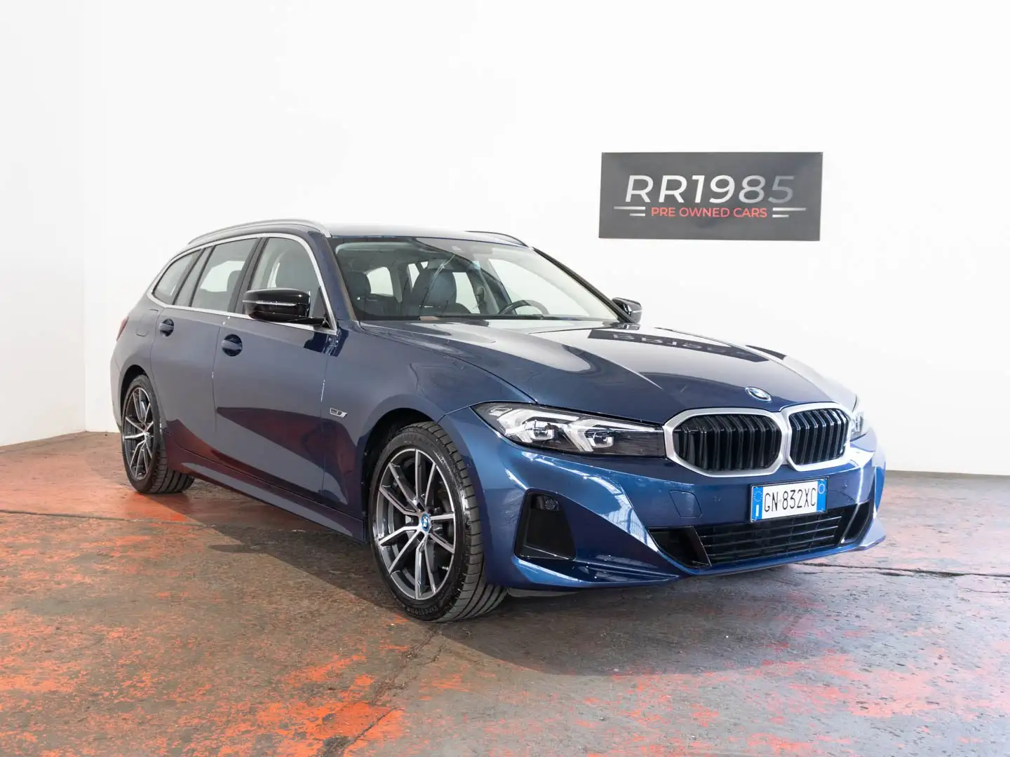 BMW 330 330 e Touring auto 292 cv *PROMO RR* Bleu - 1