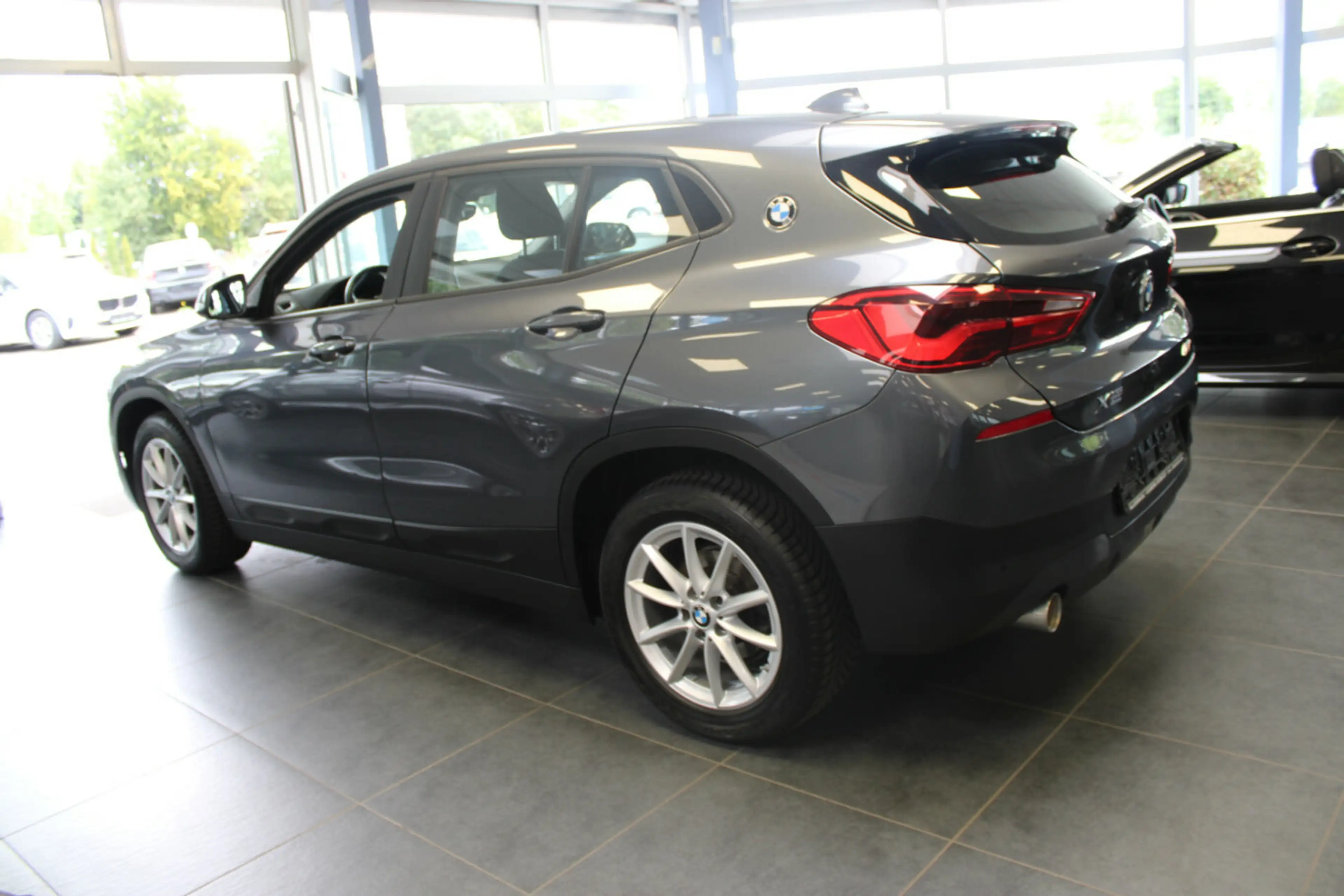 BMW X2 sDrive18i Aut. Advantage — photo 4