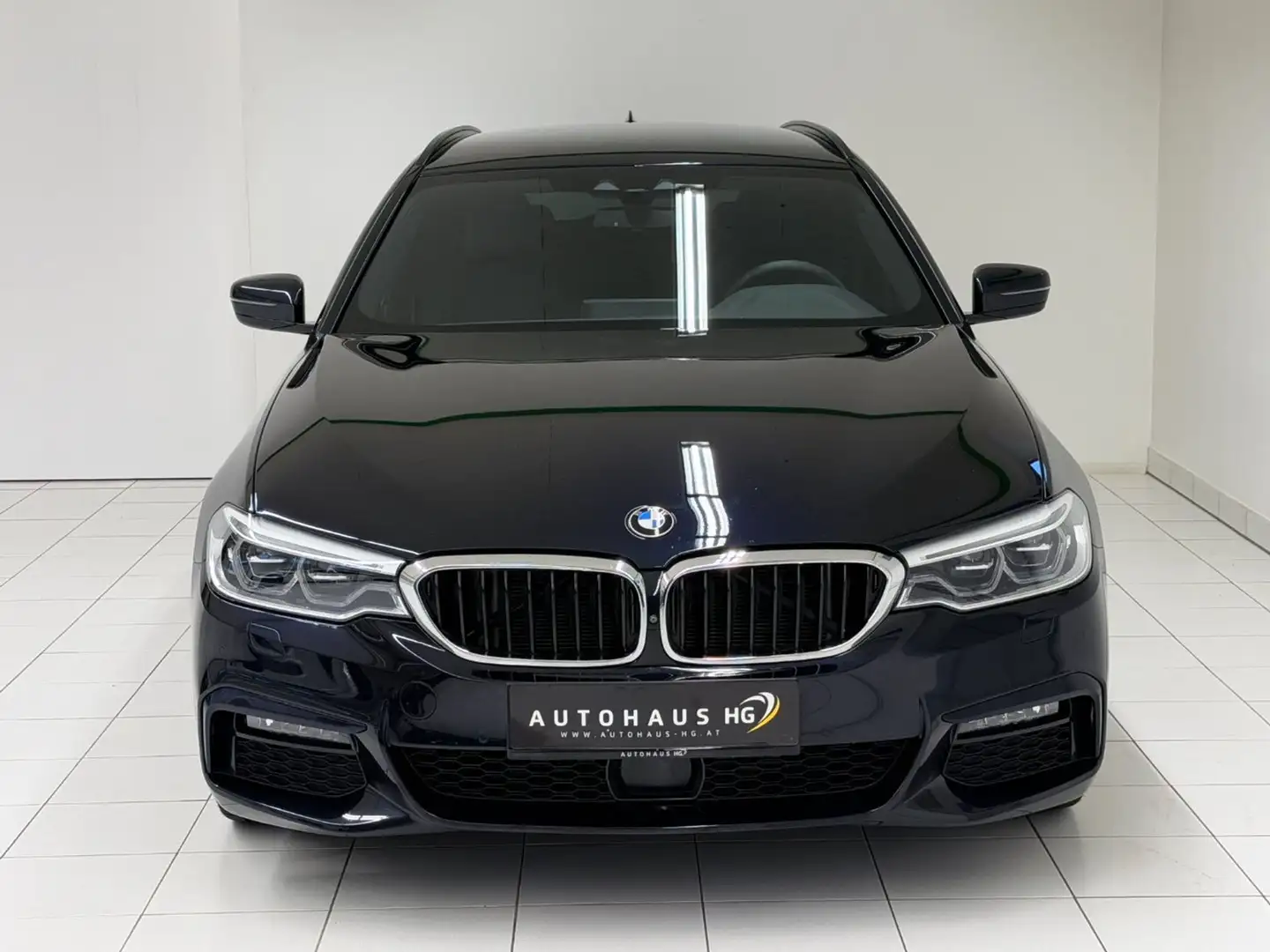 BMW 520 - 520 d M Sport*LED*ACC*360°KAMERA* Schwarz - 2
