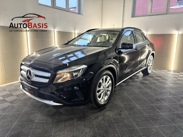 Mercedes-Benz GLA 200 GLA 200d 2.0 Aut. Navi/Klima/Sitzheizung/PDC