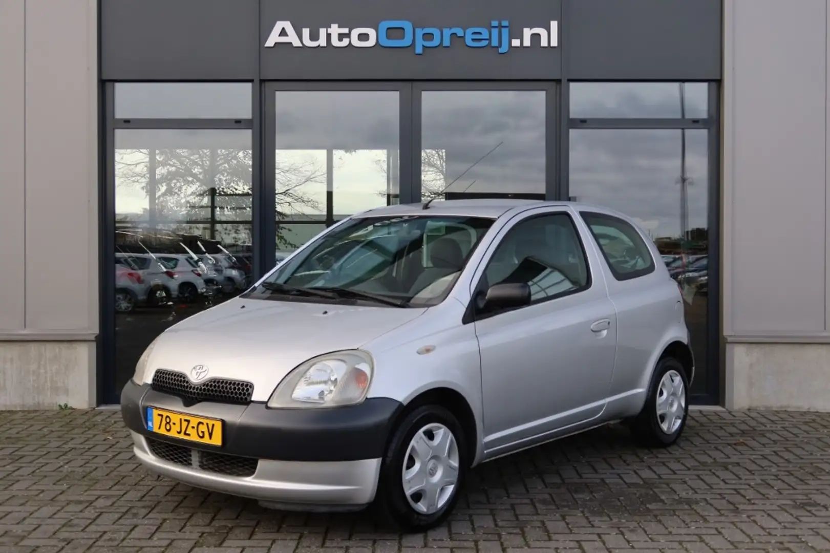 Toyota Yaris 1.0-16V VVT-i Yorin Dealer onderhouden Szürke - 1