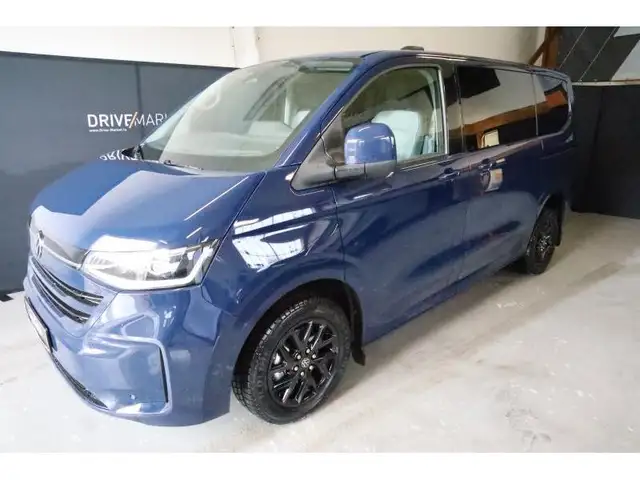 Volkswagen T7 Caravelle Style