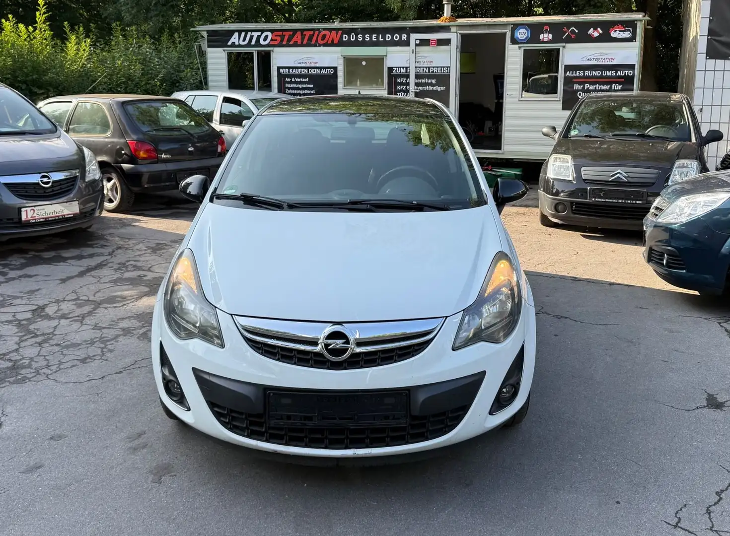Opel Corsa D Color Edition *TÜV NEU*KLIMA*INSP.NEU* Wit - 2