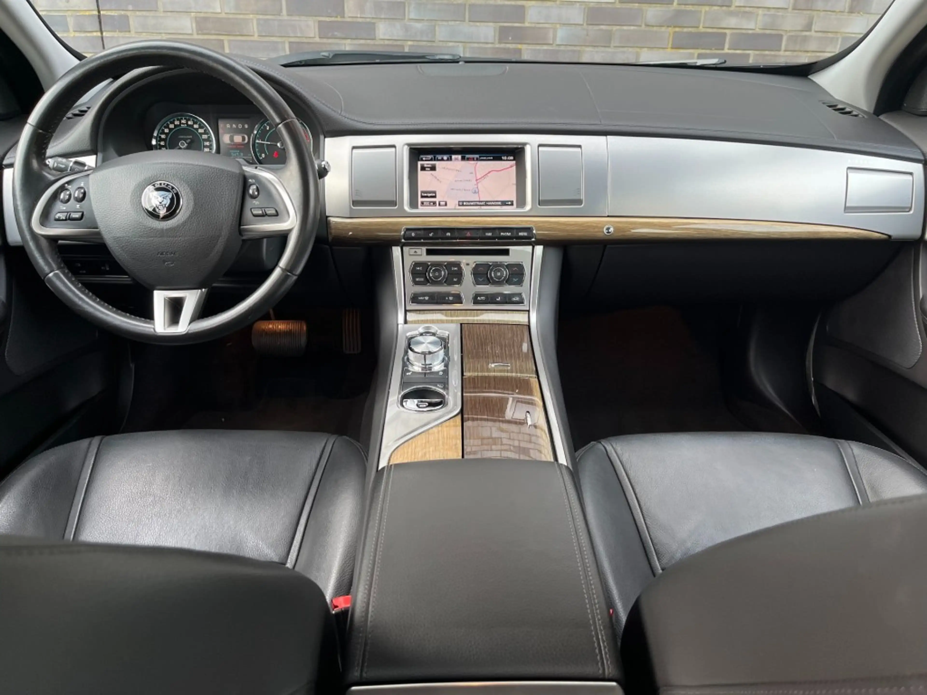 Jaguar XF 2.2D BUS. ED. - LEDER - CAMERA - ORG. NL. — photo 7