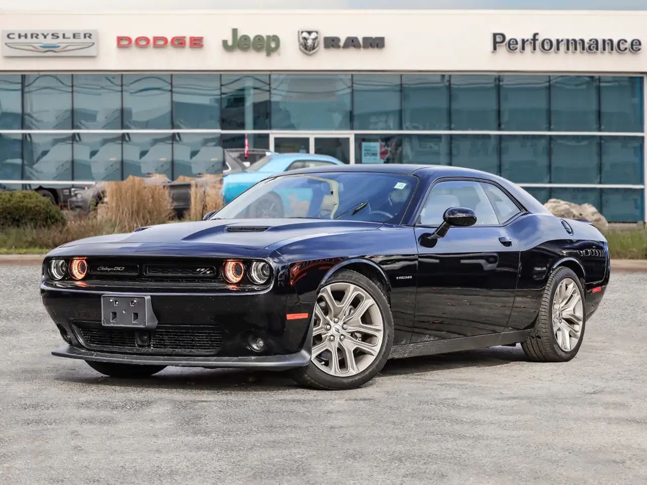 Dodge Challenger снимка Dodge Challenger