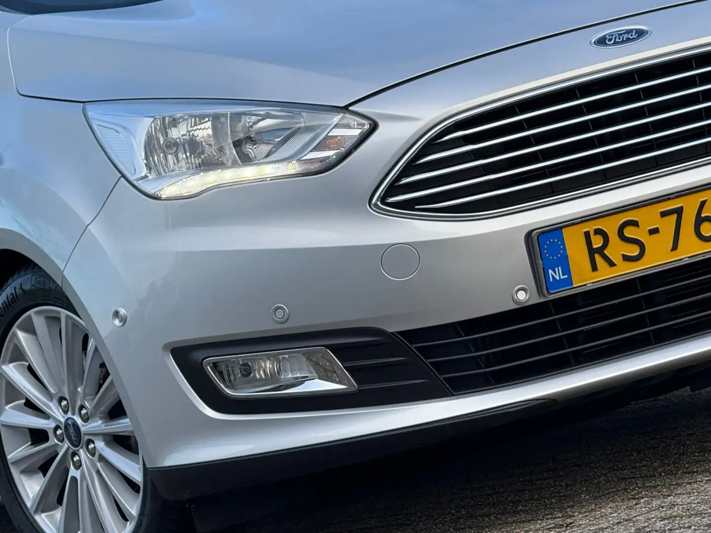 Ford C-Max 1.0 Titanium 125pk Edition - Moondust Silver - Cli Grigio - 2