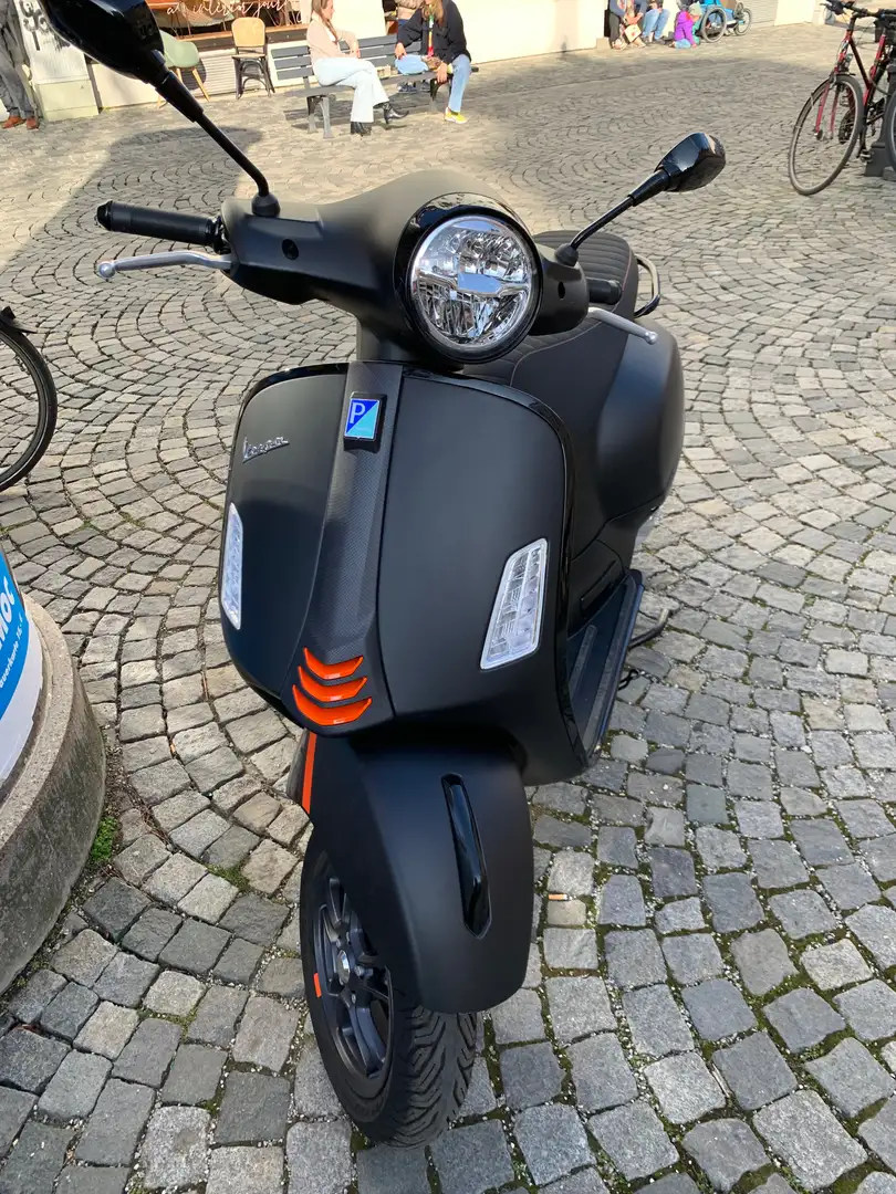 Vespa GTS Super Sport 125 Super Sport 125 Negro - 2