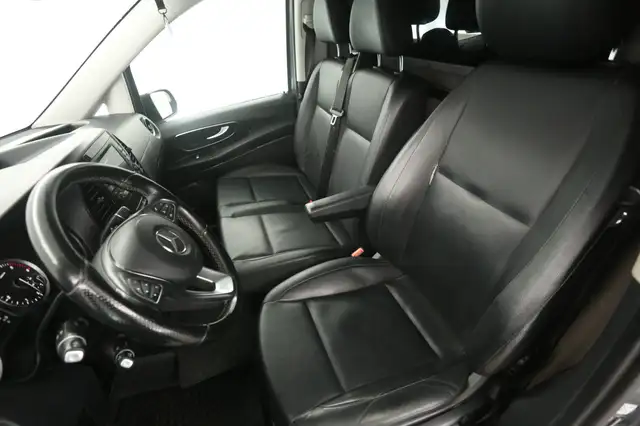 Mercedes-Benz Vito view 10