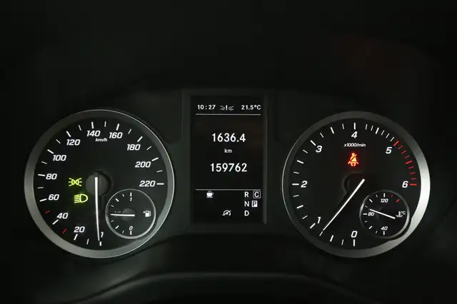 Mercedes-Benz Vito view 14