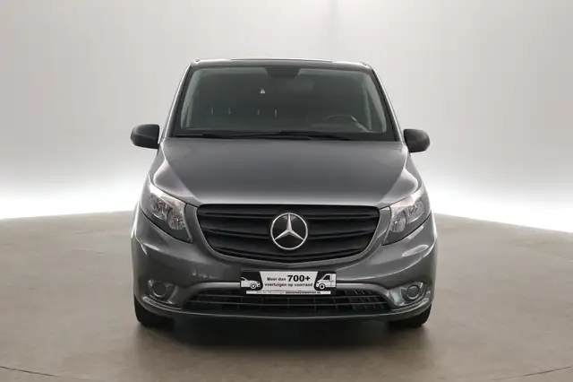 Mercedes-Benz Vito view 8