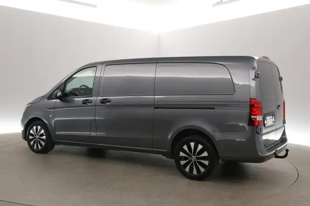 Mercedes-Benz Vito view 7