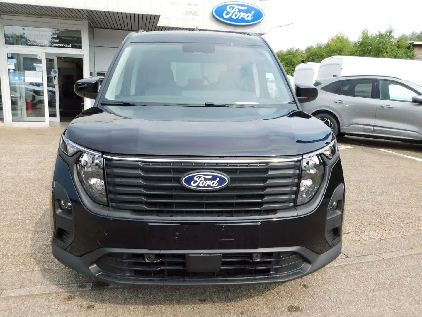 Ford Tourneo Courier Titanium Automatik Nero - 2