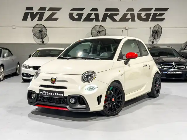 Abarth 500 1.4 16v T-Jet 695 132kW 70 Anivers. E6D