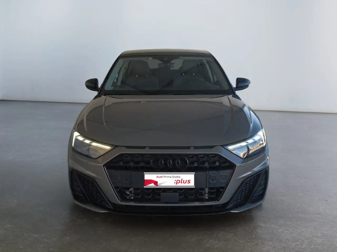 Audi A1 30 TFSI S tronic S line edition — photo 1 of 15