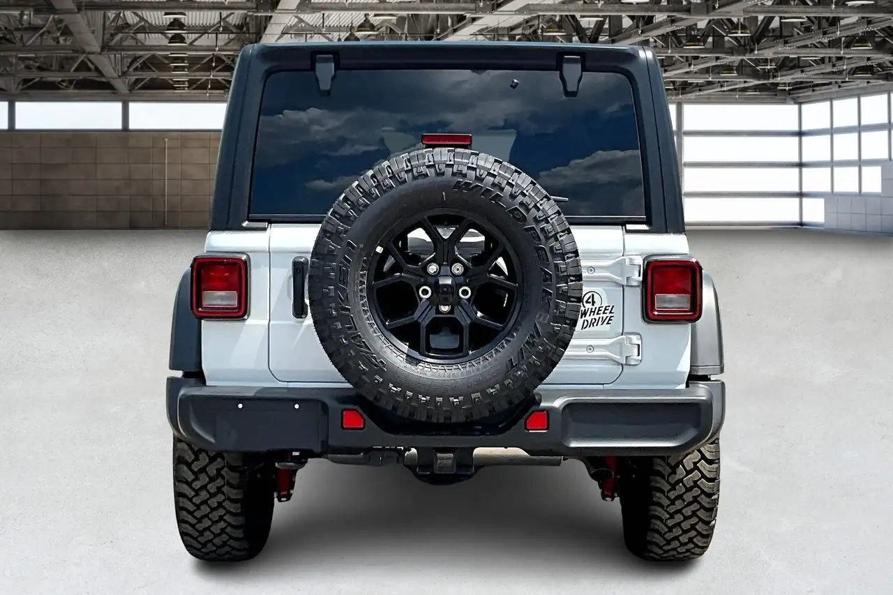 Jeep Wrangler снимка Jeep Wrangler