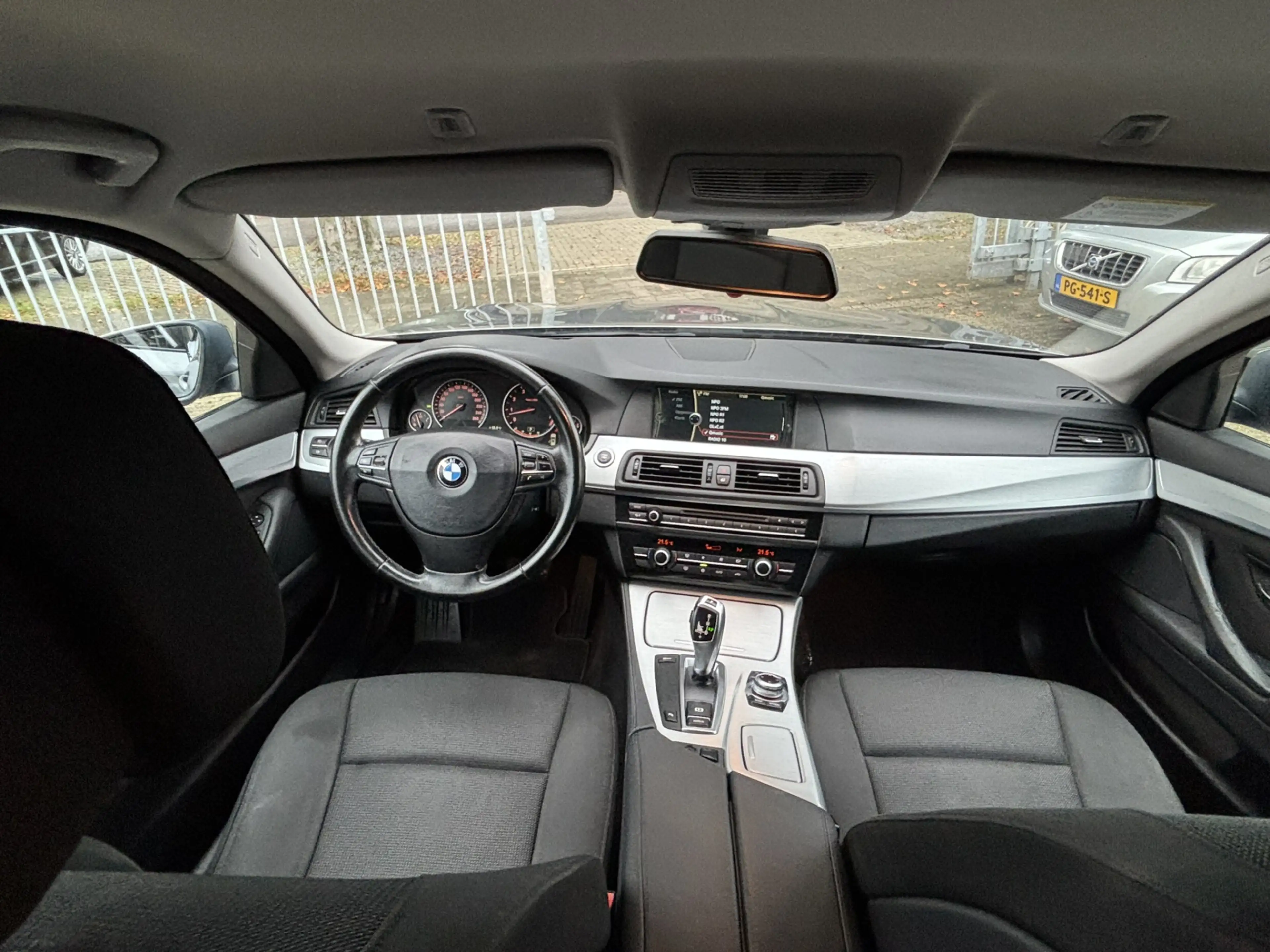 BMW 523 5-serie Touring 523i Executive — photo 2