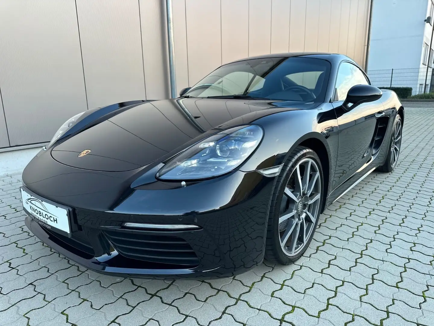Porsche Cayman 718 Cayman PDK !Chrono, Kamera, 20", BOSE, SAGA! Schwarz - 1