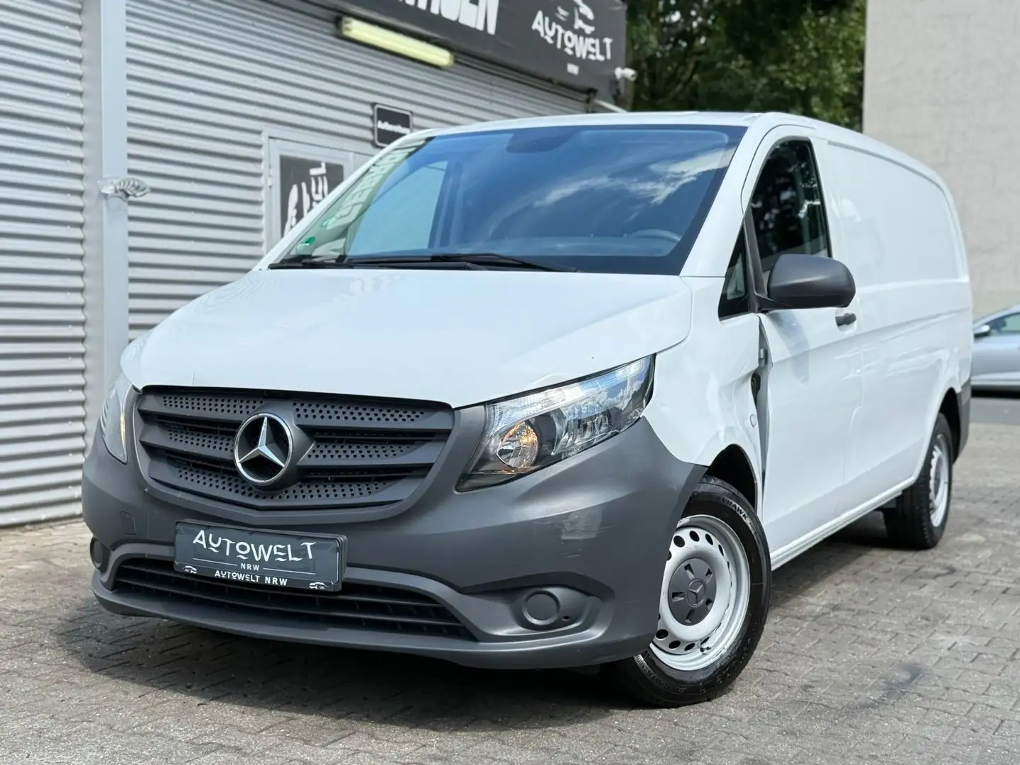 Mercedes-Benz Vito Kasten 110 CDI Lang *1-HAND*NAVI*KLIMA*AHK* Blanco - 1