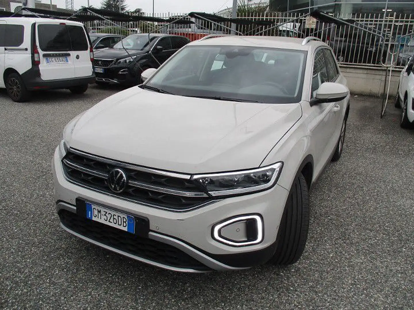 Volkswagen T-Roc 1ª serie 1.0 TSI Style Gris - 2
